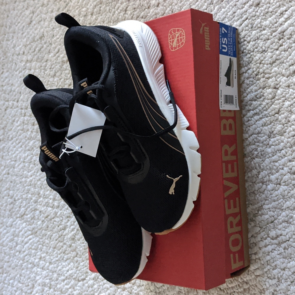 Puma Women's Focus Lite Sneaker - Picture 6 of 6